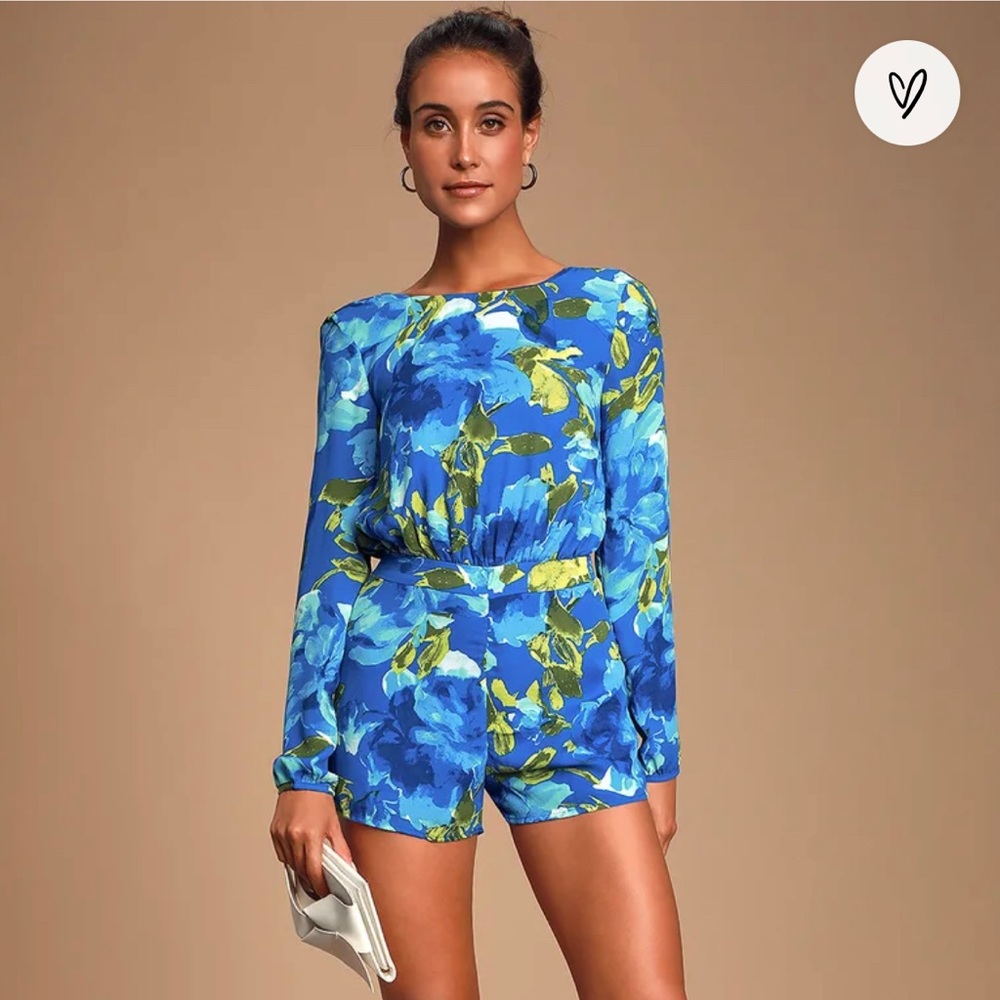 NEW NEVER WORN- Lulu’s Floral Print Backless Romper